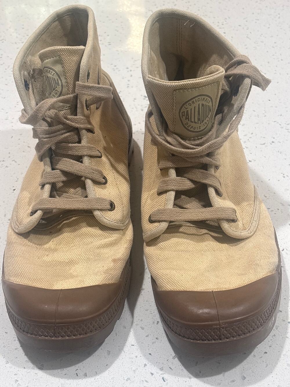 Men’s 10.5 Palladium boots